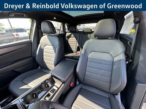 New 2026 Volkswagen Atlas Cross Sport SEL R-Line AWD/4WD image 26