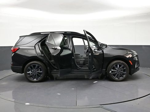 Used 2024 Chevrolet Equinox RS AWD/4WD image 33