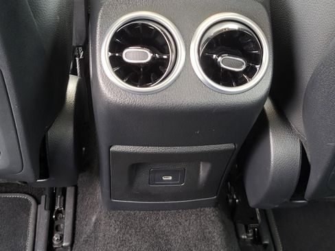 Used 2024 Mercedes-Benz CLA 250 4MATIC image 21