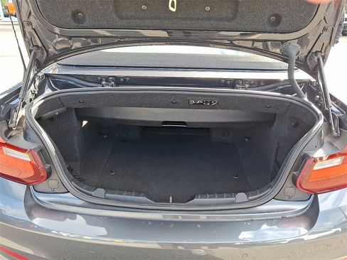 Used 2017 BMW M240i xDrive Convertible image 28