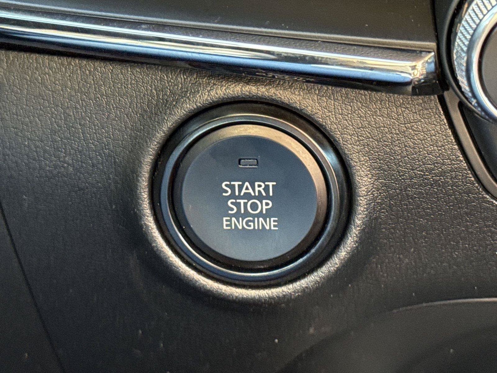 Used 2024 MAZDA MAZDA3 s AWD/4WD image 32