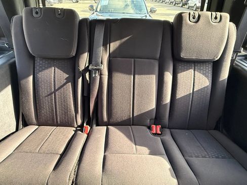 Used 2015 Ford Expedition XLT AWD/4WD image 23