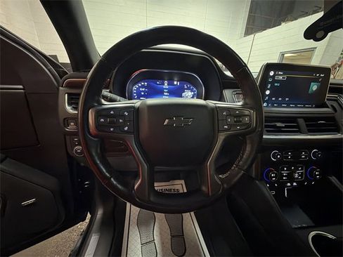 Certified 2022 Chevrolet Suburban RST w/ Sport Performance Package image 14