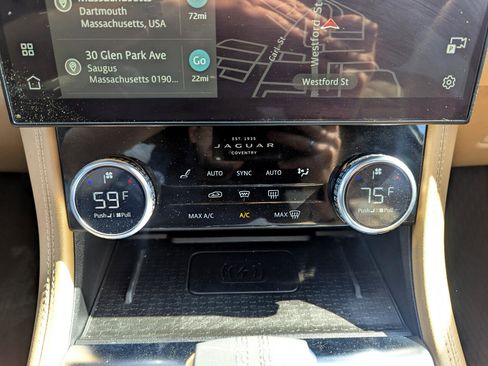 Used 2023 Jaguar F-PACE S image 23