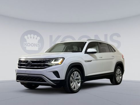 Used 2022 Volkswagen Atlas Cross Sport SE image 1