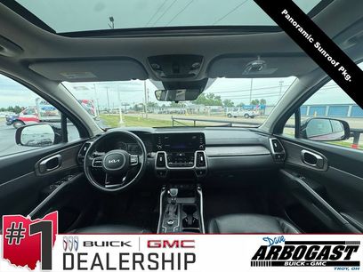 Used 2022 Kia Sorento S w/ Panoramic Sunroof Package