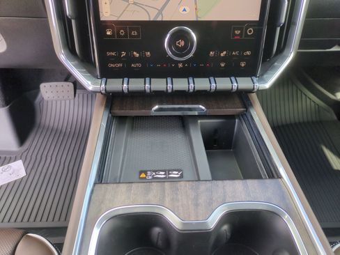 New 2026 GMC Acadia Denali Ultimate w/ LPO, Floor Liner Package AWD/4WD image 14