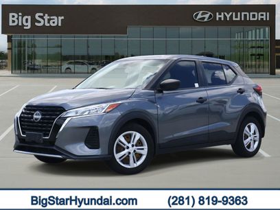 Used 2022 Nissan Kicks S