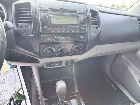 Used 2012 Toyota Tacoma PreRunner RWD image 13
