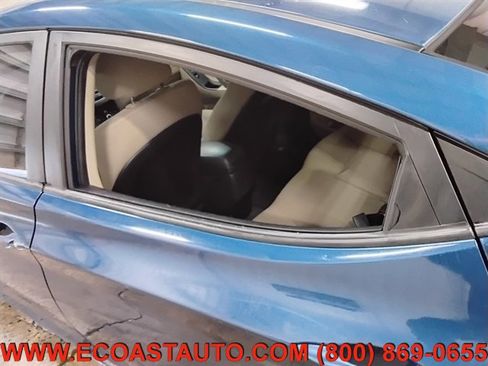 Used 2015 Hyundai Elantra SE w/ Option Group 02 image 17