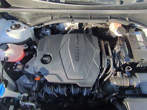 Used 2021 Kia Sorento LX image 32