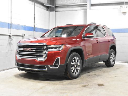 Used 2023 GMC Acadia SLT w/ Preferred Package image 2