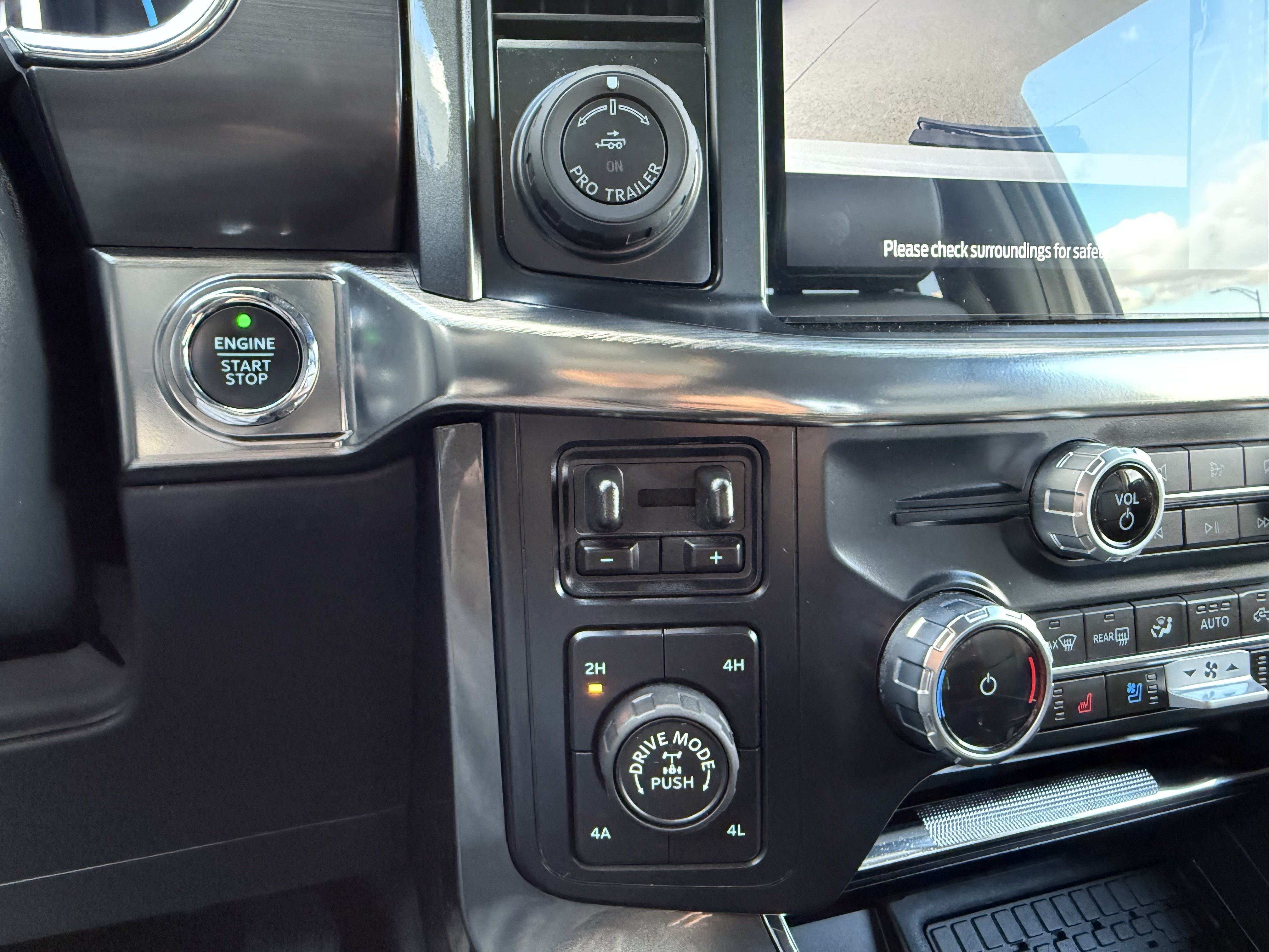 Used 2023 Ford F150 Lariat AWD/4WD image 20