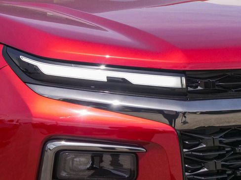 New 2026 Chevrolet Traverse Z71 w/ Driver Confidence Package image 4