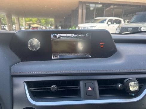 Used 2019 Lexus UX 200 w/ Accessory Package 2 FWD image 17