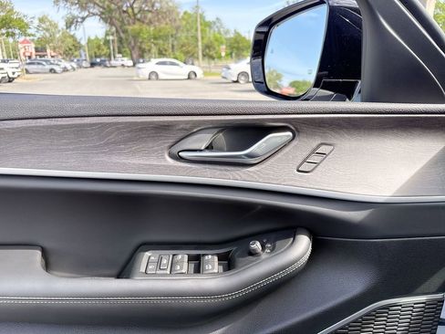 New 2026 Jeep Grand Cherokee Limited RWD image 11