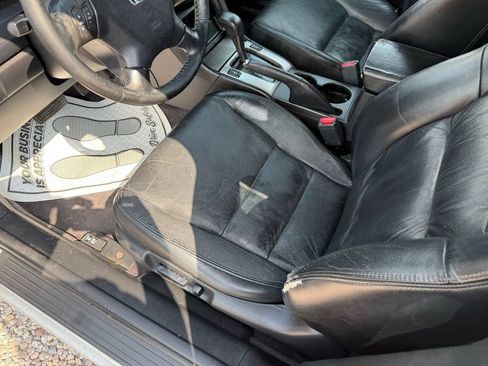Used 2006 Honda Accord EX image 32