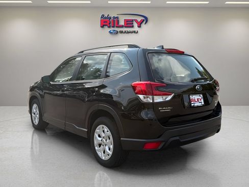 Used 2021 Subaru Forester AWD/4WD image 3