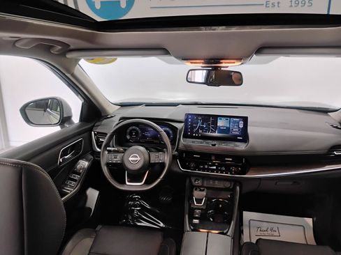 Used 2024 Nissan Rogue Platinum w/ Platinum Premium Package FWD image 92