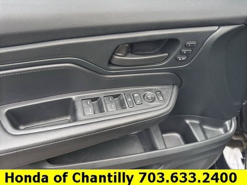 Certified 2024 Honda Odyssey Sport image 25