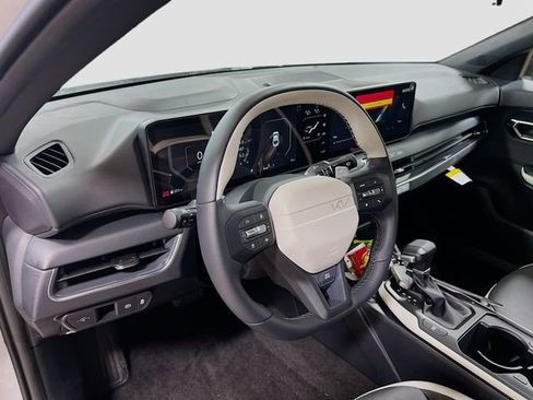 New 2025 Kia K4 GT-Line w/ GT-Line Premium Package image 9