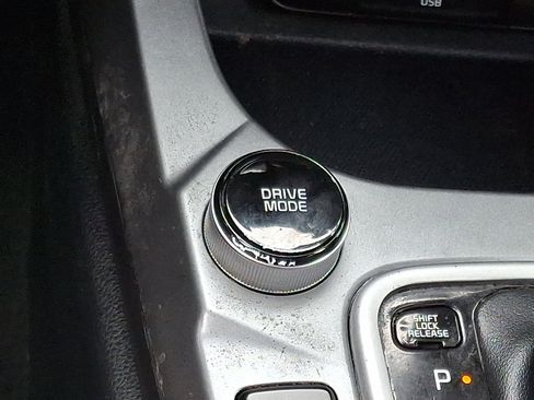 Used 2022 Kia Seltos LX image 23