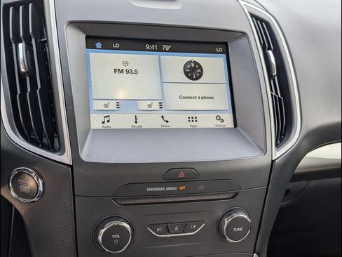 Used 2017 Ford Edge SEL w/ Equipment Group 201A AWD/4WD image 14