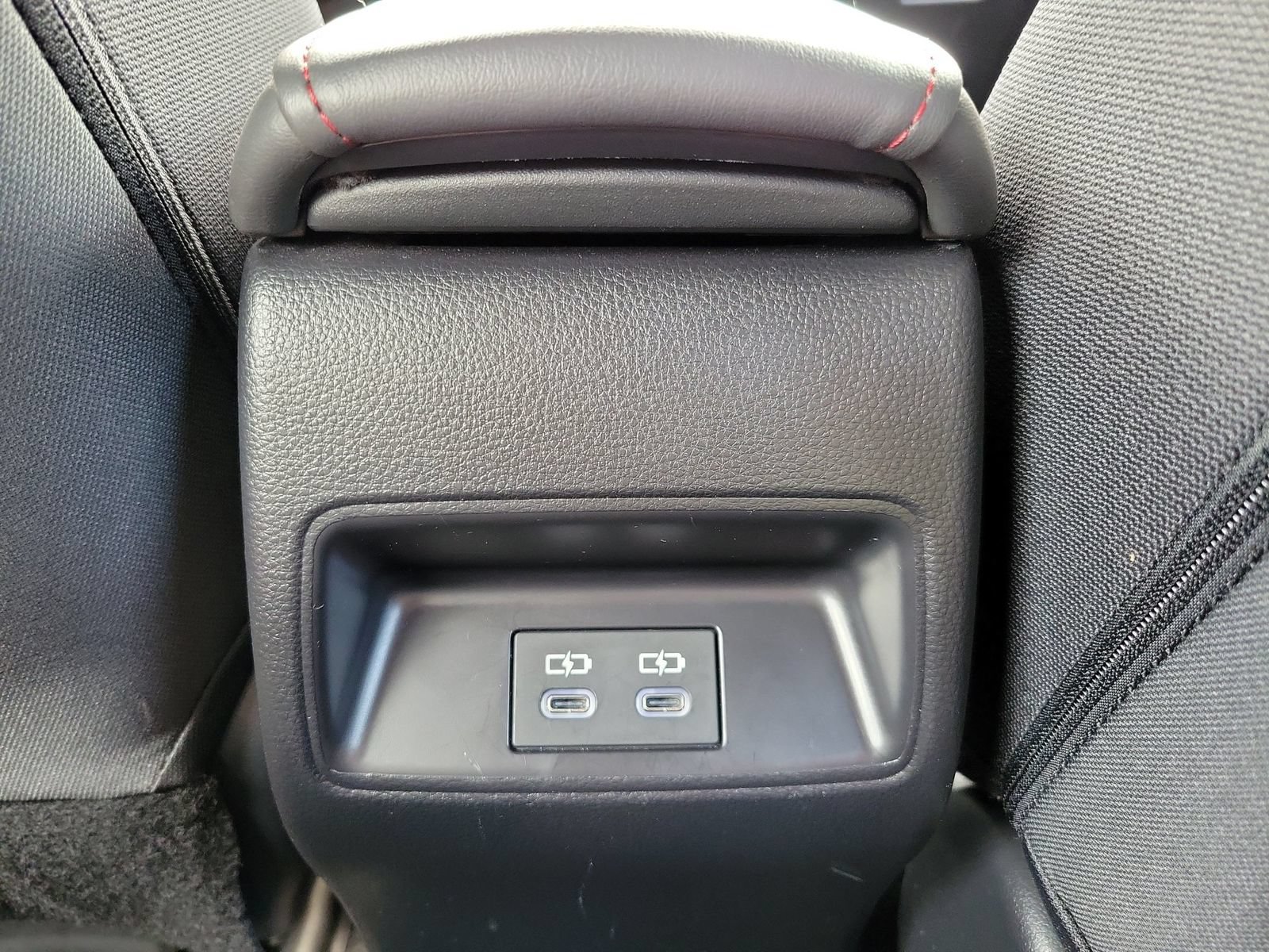 Used 2025 Toyota Corolla SE FWD image 11