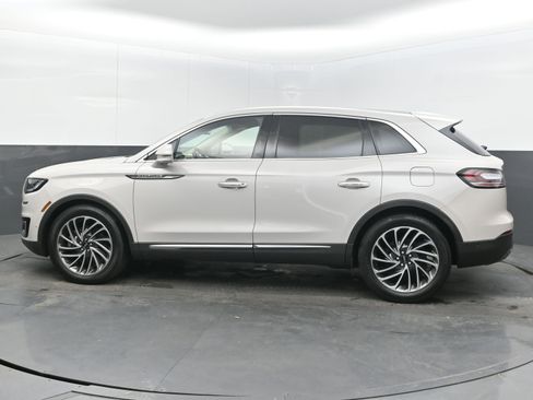 Used 2019 Lincoln Nautilus Reserve FWD image 5