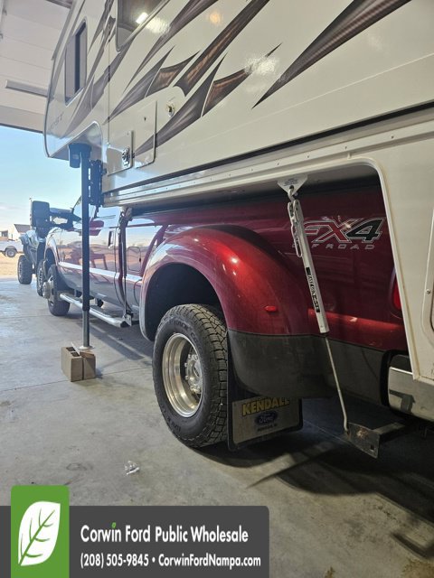 Used 2015 Ford F350 Lariat w/ Lariat Ultimate Package AWD/4WD image 4