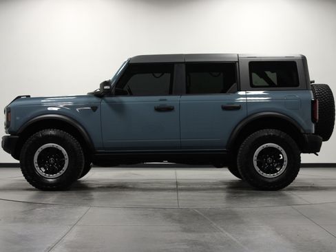 Used 2023 Ford Bronco Badlands AWD/4WD image 7