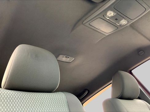 Used 2012 Toyota Tacoma PreRunner w/ Convenience Pkg RWD image 12