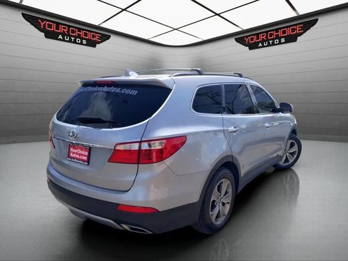 Used 2014 Hyundai Santa Fe GLS image 5