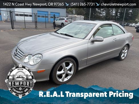 Used 2005 Mercedes-Benz CLK 320 Coupe image 1