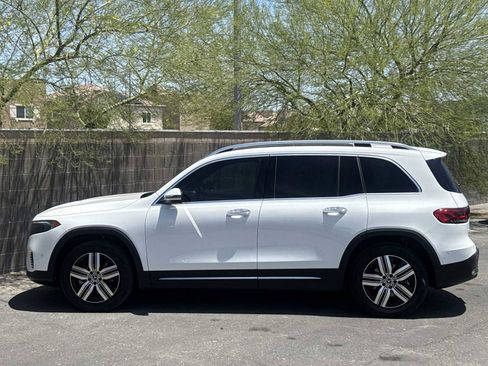 Used 2023 Mercedes-Benz EQB 300 4MATIC w/ Exclusive Package image 5