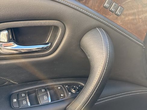 Certified 2018 INFINITI QX80 4WD w/ Deluxe Technology Package image 27