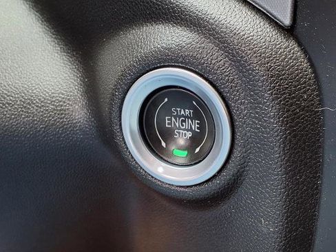 Used 2021 GMC Sierra 1500 Elevation RWD image 9