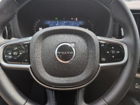 Used 2026 Volvo XC60 B5 Plus AWD/4WD image 23