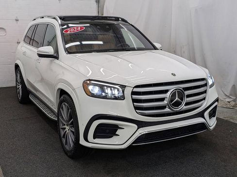 Used 2024 Mercedes-Benz GLS 450 4MATIC image 30