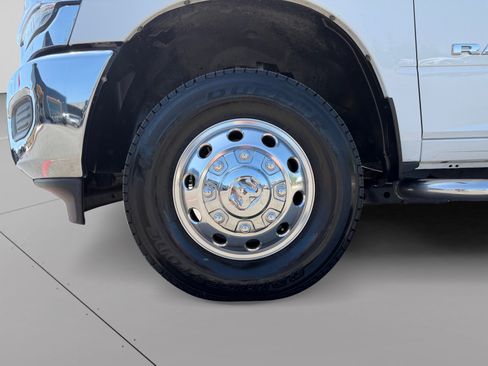 Used 2021 RAM 3500 Tradesman AWD/4WD image 9