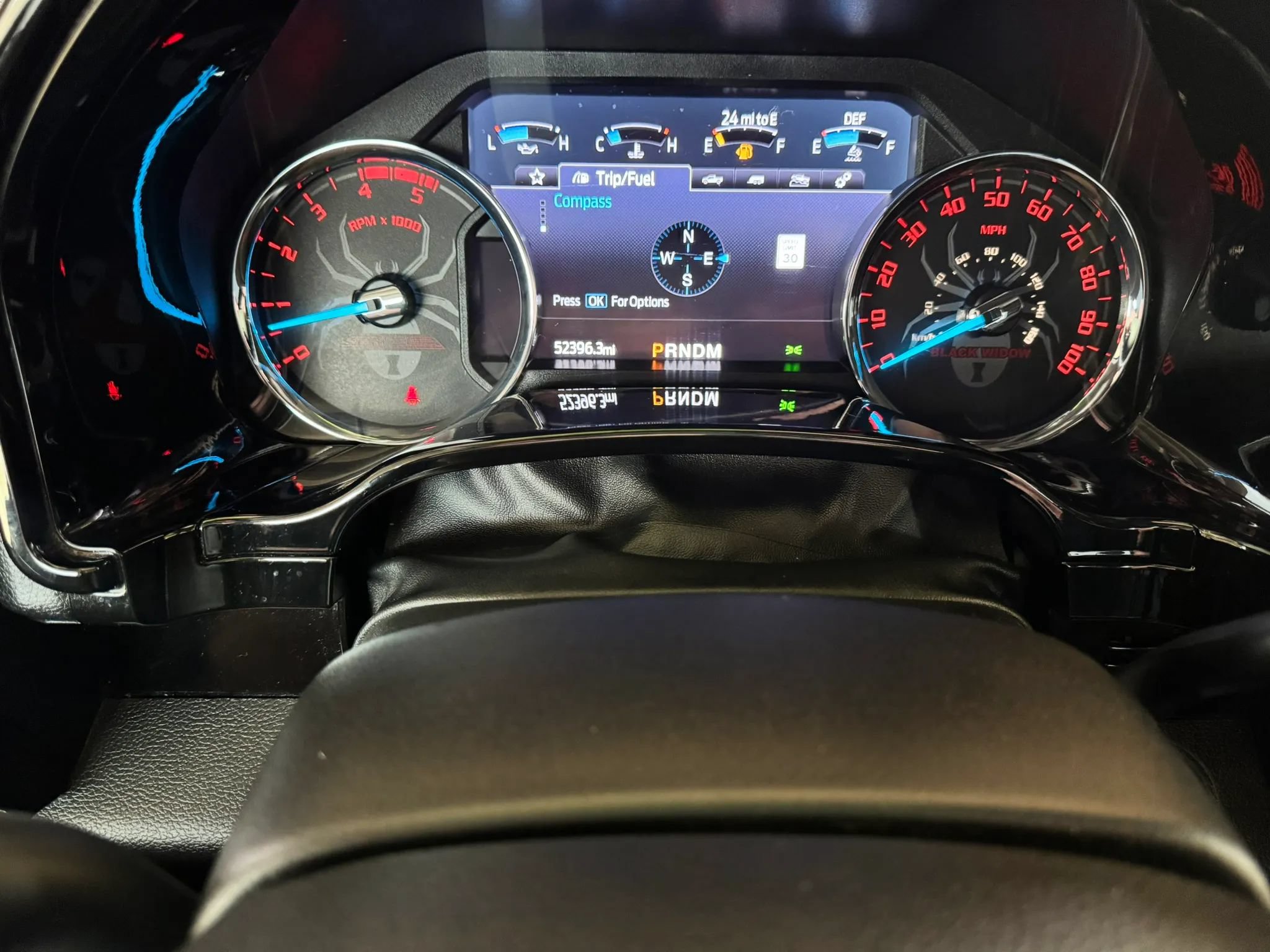 Used 2021 Ford F250 Lariat w/ Lariat Ultimate Package AWD/4WD image 16