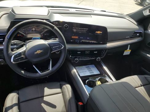 New 2026 Chevrolet Tahoe High Country w/ LPO, Illumination Package AWD/4WD image 9