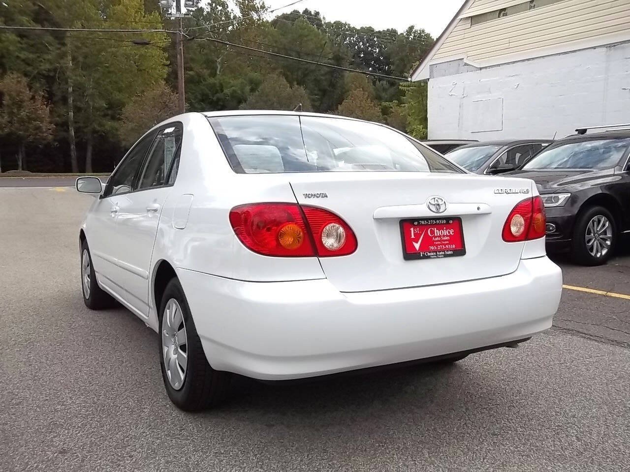 Used 2004 Toyota Corolla LE FWD image 2