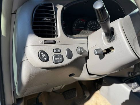 Used 2006 Toyota Tundra SR5 image 9