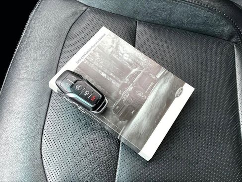 Used 2016 Ford Explorer Limited image 14