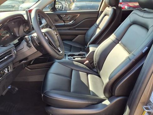 New 2026 Lincoln Corsair Premiere FWD image 7