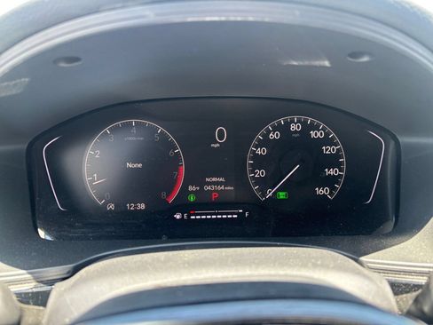 Used 2025 Honda Civic Sport image 39
