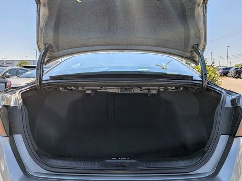 Used 2022 Nissan Altima 2.5 SV w/ SV Premium Package AWD/4WD image 34