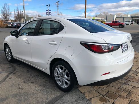 Used 2016 Scion iA 6A image 4