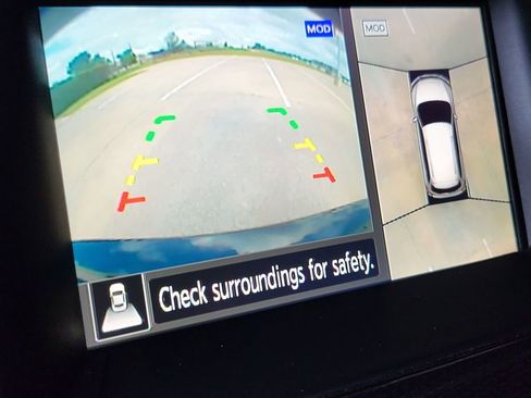 Used 2020 Nissan Pathfinder SL image 23